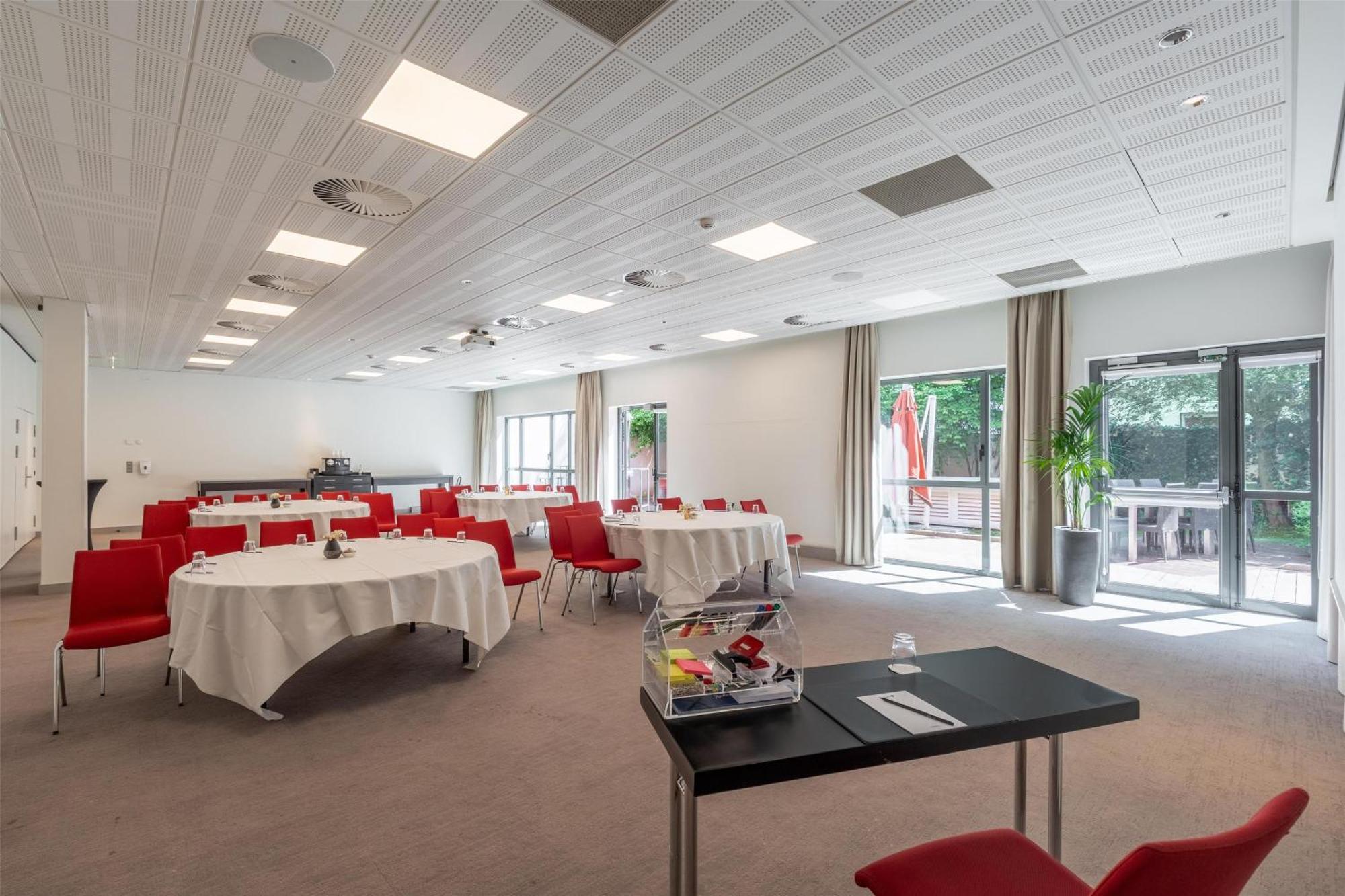 Radisson Blu Hotel, Paris Boulogne Εξωτερικό φωτογραφία